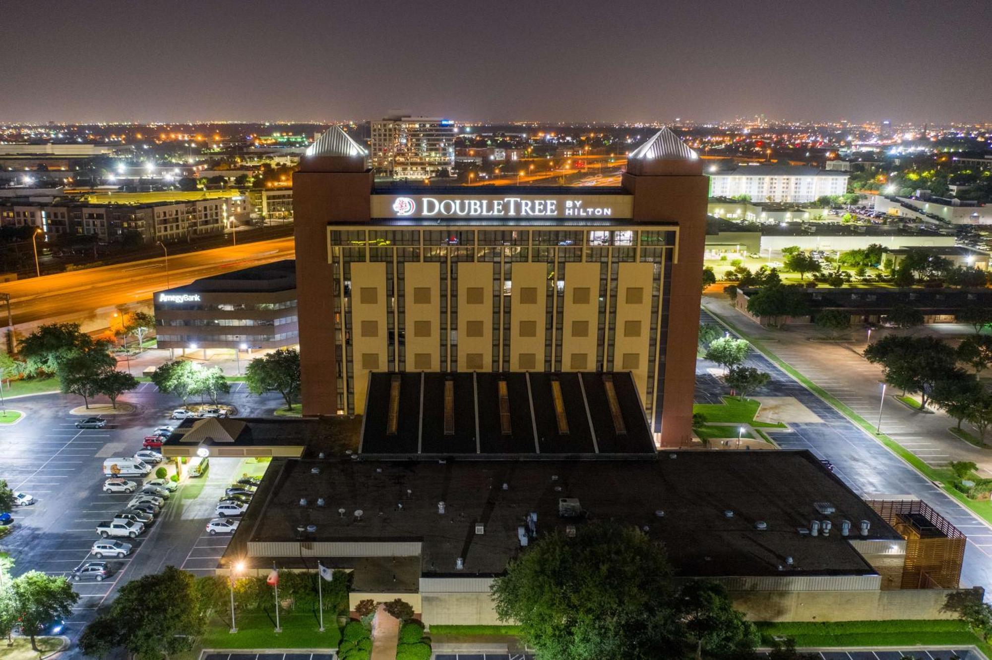 Doubletree By Hilton Dallas/Richardson Exterior foto